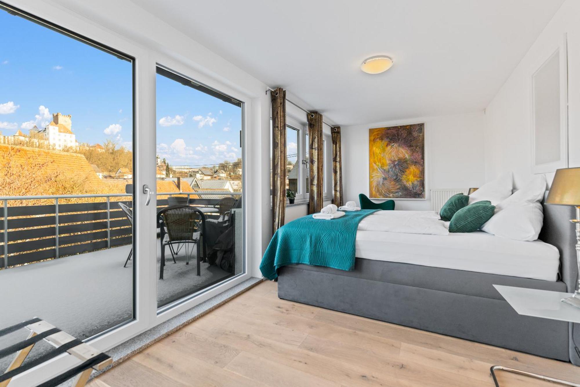 Goldcream Suites - Modern - Netflix - Free Parking Günzburg Exteriör bild