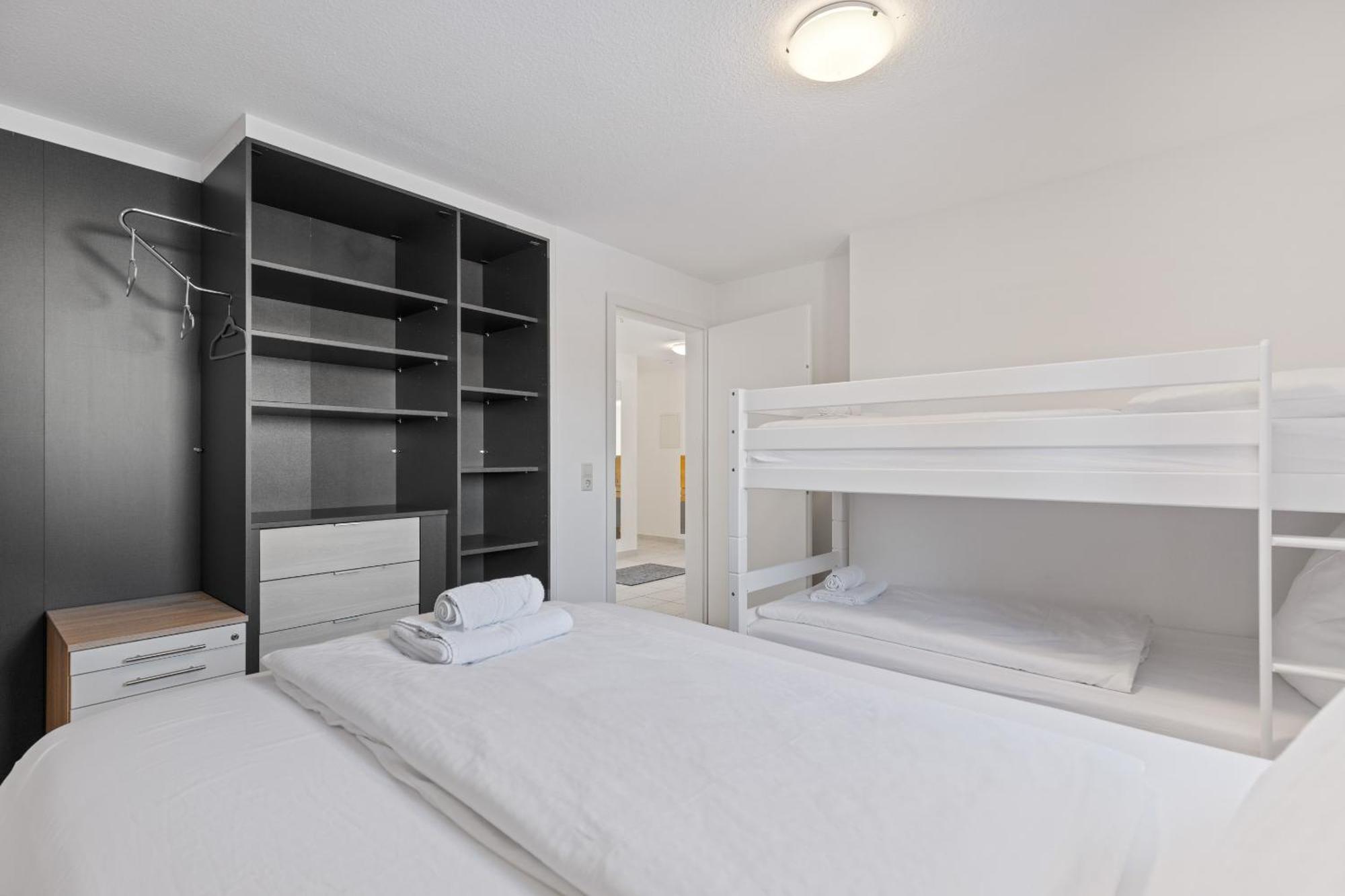 Goldcream Suites - Modern - Netflix - Free Parking Günzburg Exteriör bild